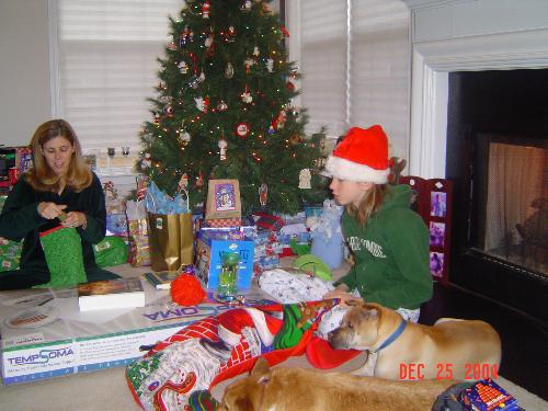 Colleen and Stefanie opening presents